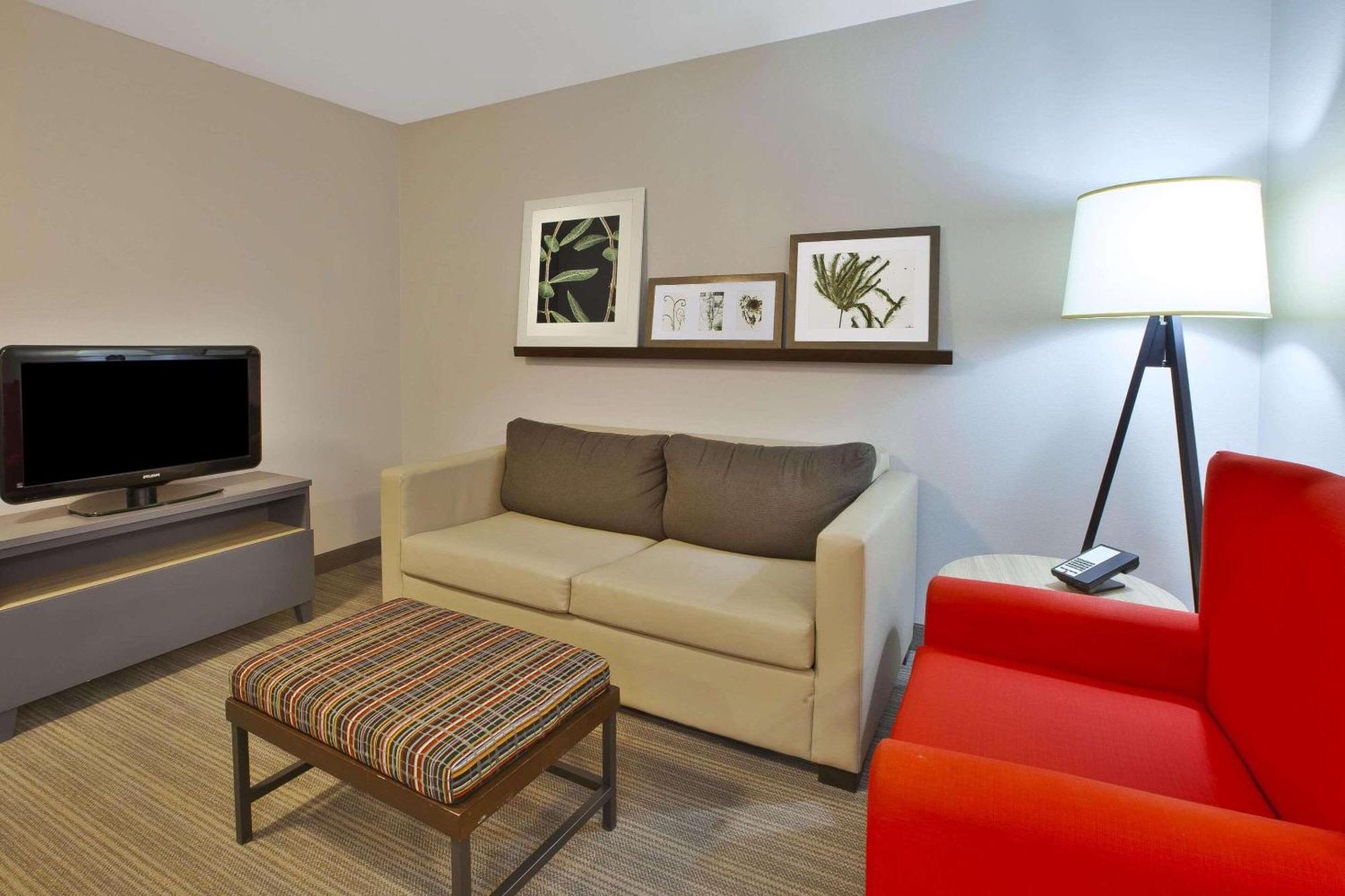 Country Inn & Suites By Radisson, Big Rapids, Mi Екстериор снимка