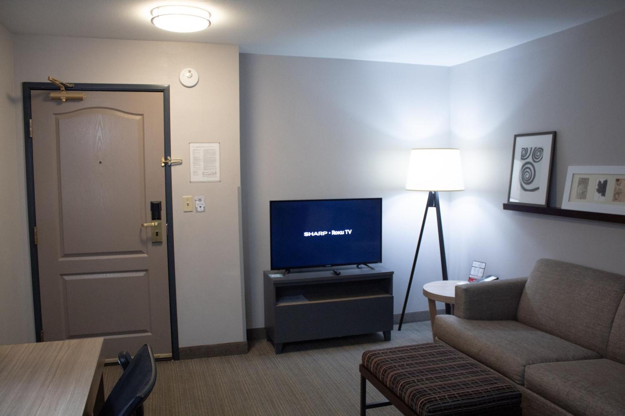 Country Inn & Suites By Radisson, Big Rapids, Mi Екстериор снимка